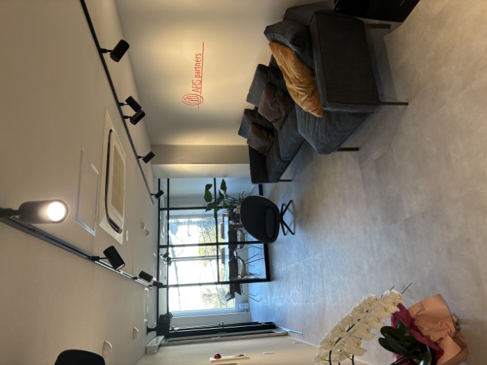 世田谷区　不動産事務所工事3