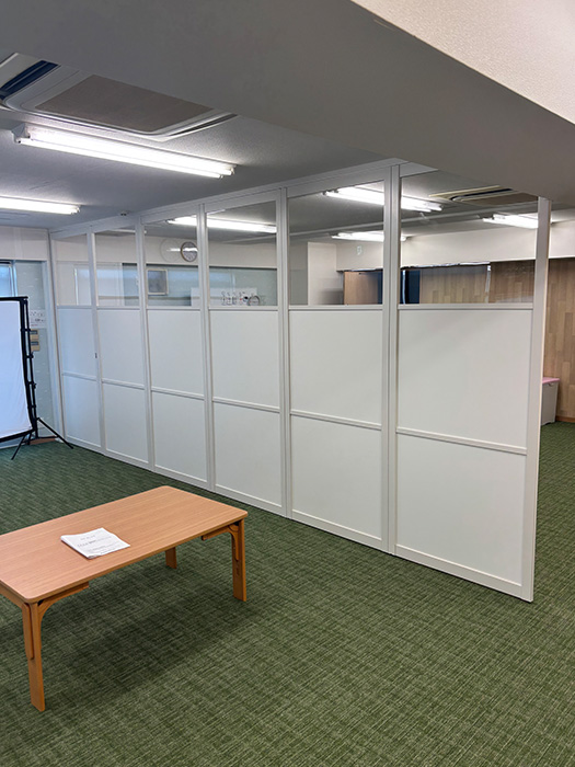 可動式パーテーション工事3